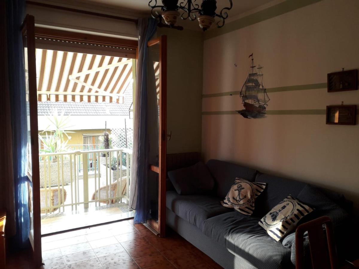 Apartamento La Casa Di Corto Ventimiglia Exterior foto